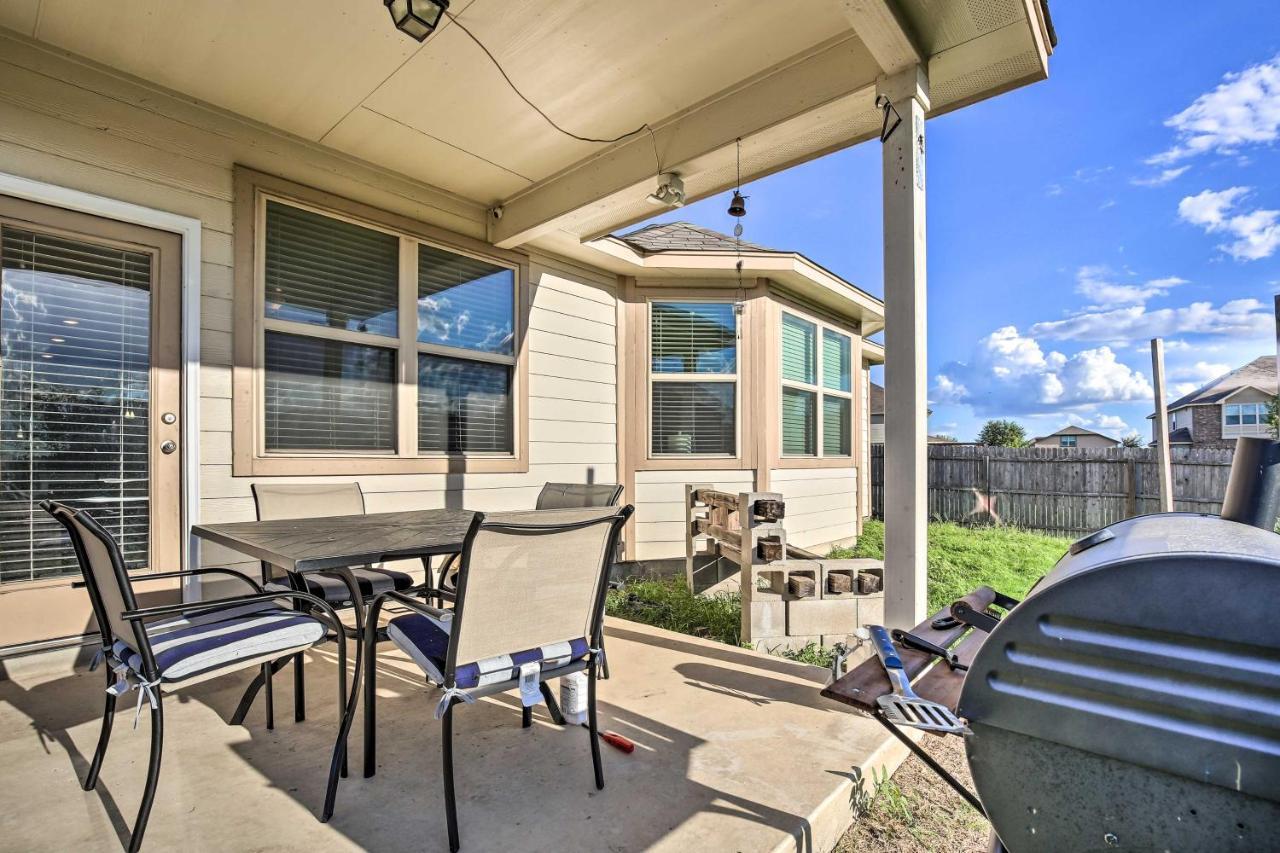 San Antonio Home With Yard About 8 Mi To Lackland! Εξωτερικό φωτογραφία