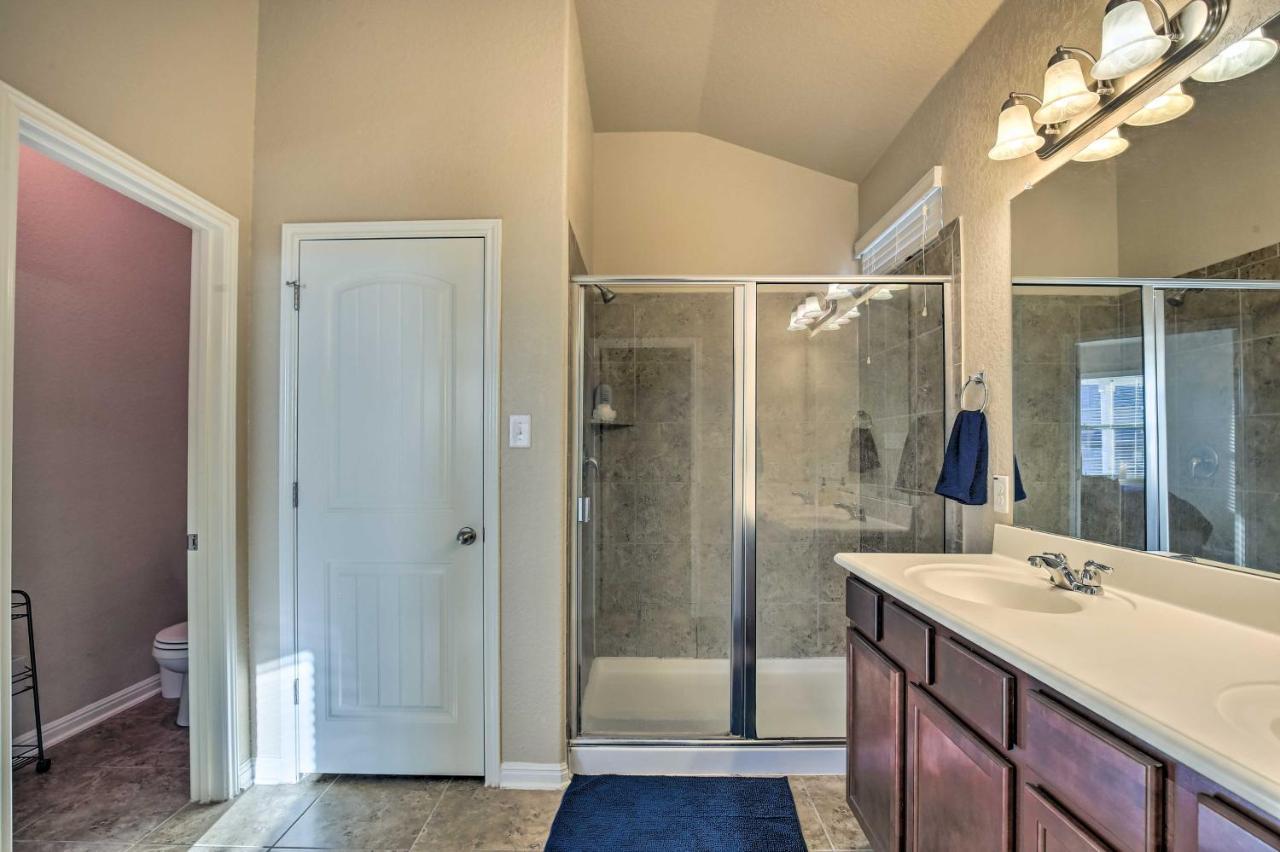 San Antonio Home With Yard About 8 Mi To Lackland! Εξωτερικό φωτογραφία